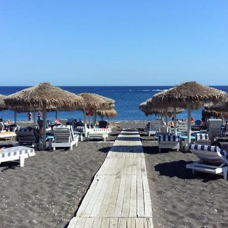 One And Only Beachfront Rooms Perissa  Exterior photo