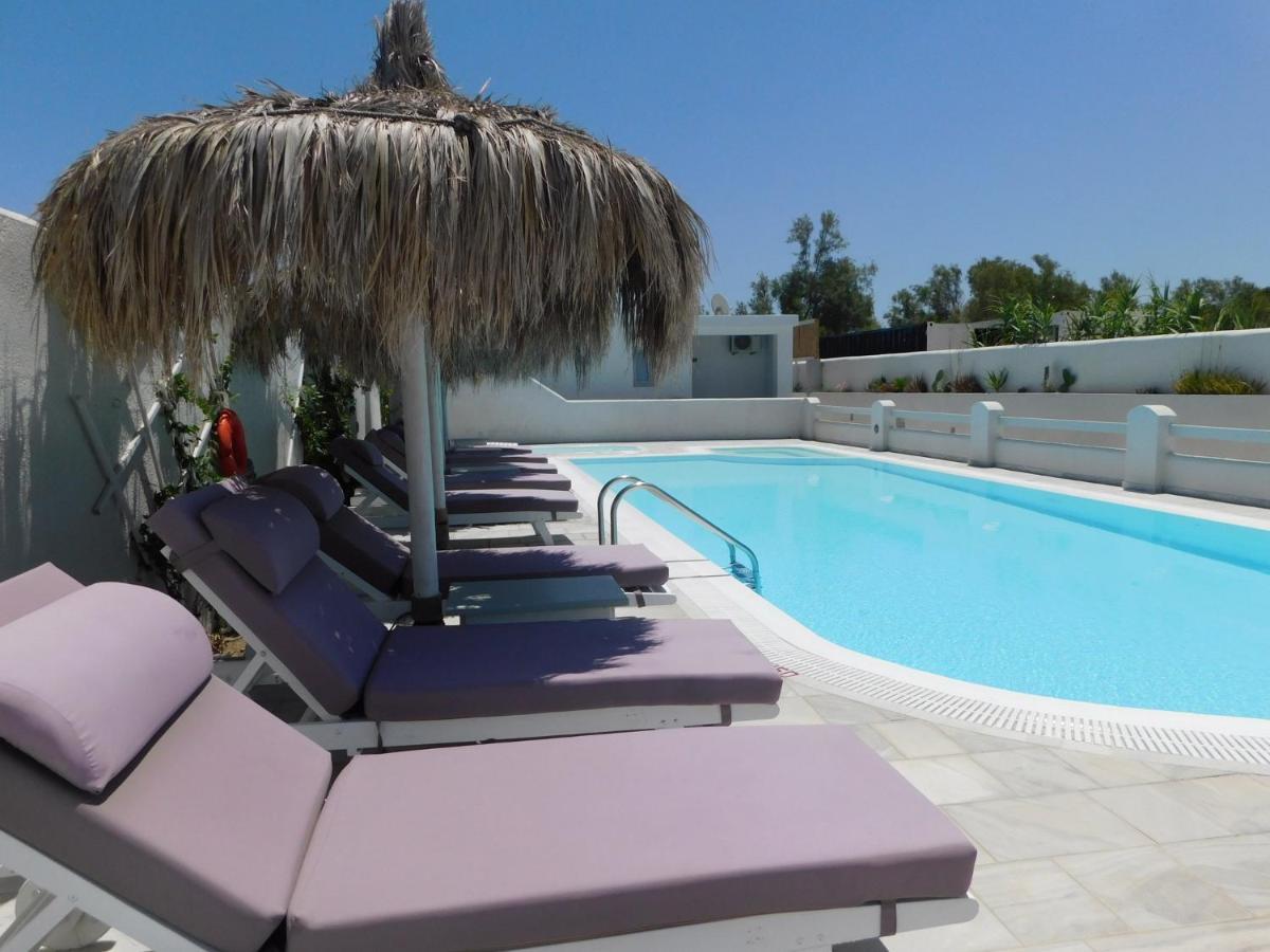 One And Only Beachfront Rooms Perissa  Exterior photo
